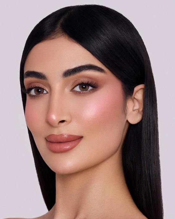 عدسات انستازيا ال | فانيلا